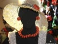 Wrap Dup - Close-up of accessories