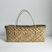 #743 flat-bottom kete